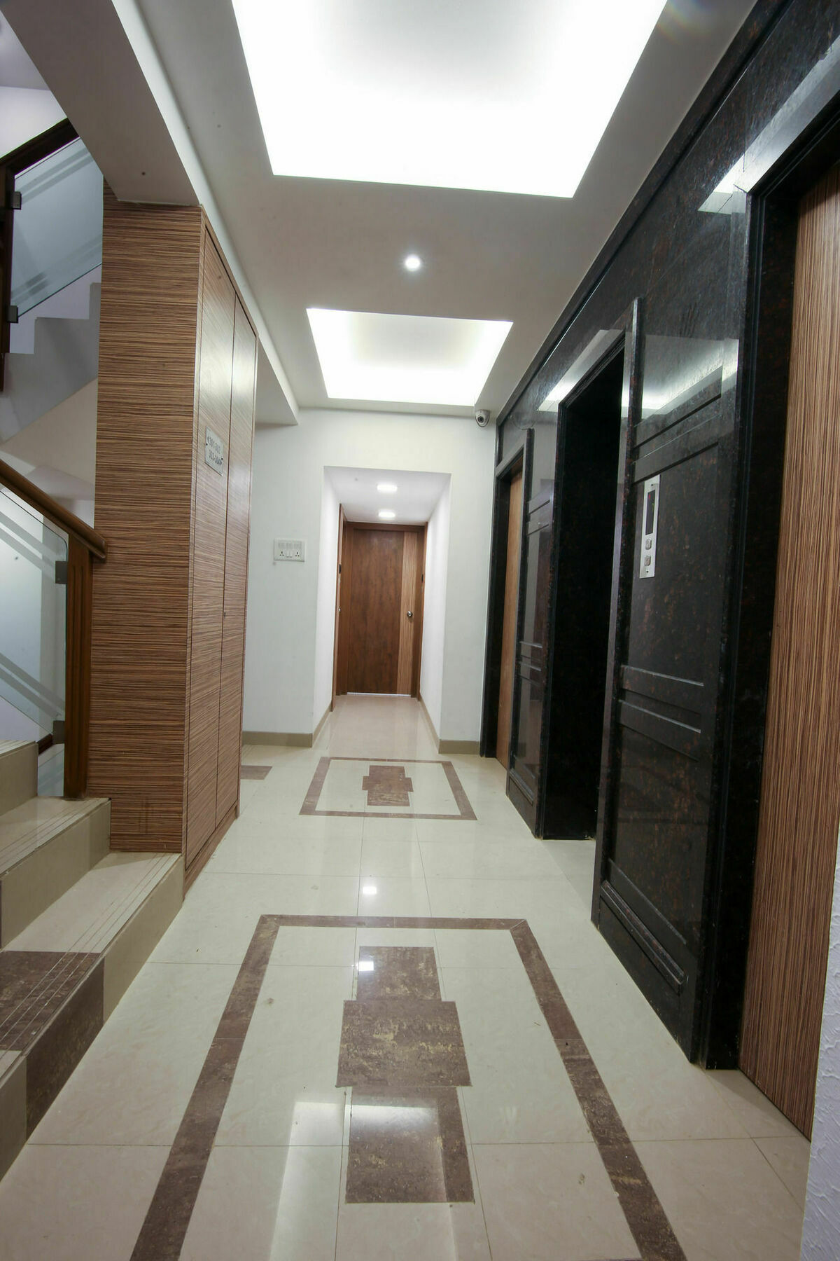 Golden Chariot The Boutique Hotel Мумбаи Экстерьер фото